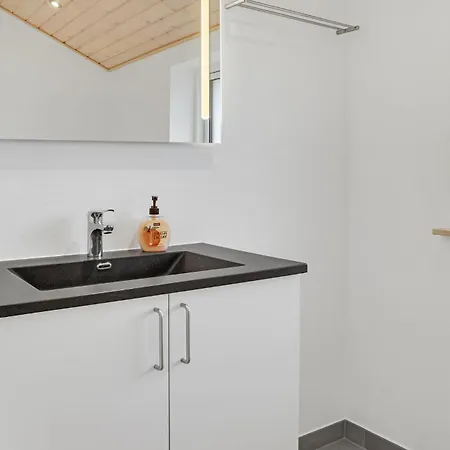 4 Bedroom Gorgeous In